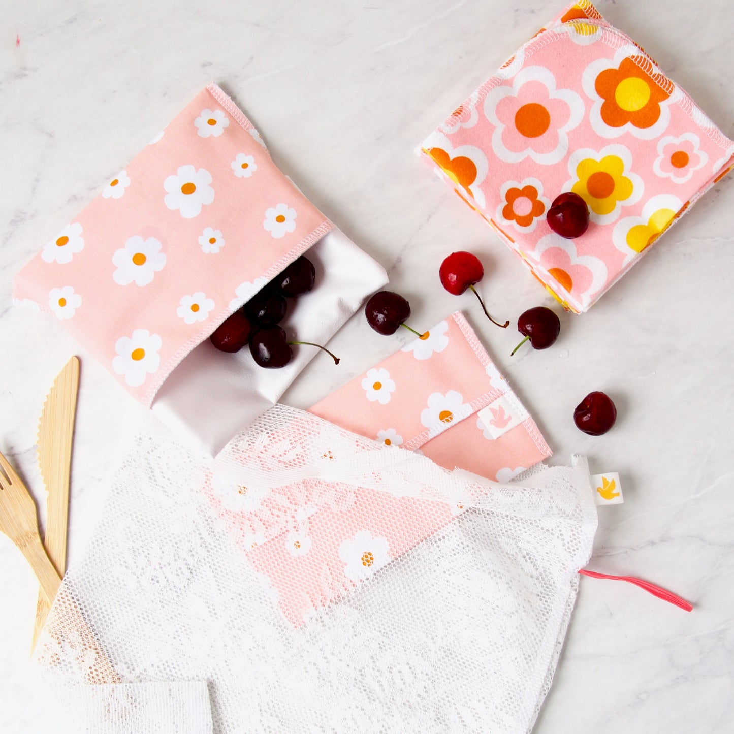 Best Summer Yet Eco-Bundle featuring Daisies on Pink