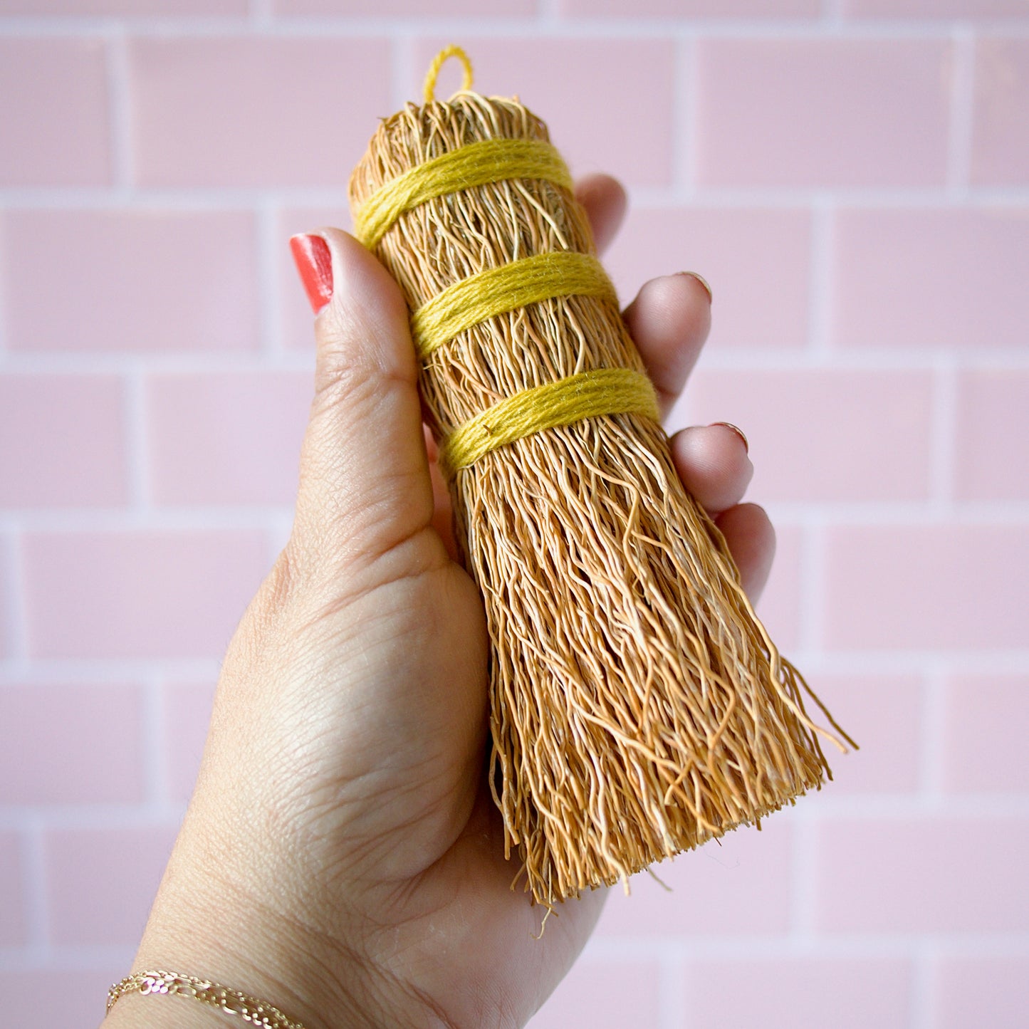 Escobetas de Raiz - Zero Waste Root Dish Scrubbers in Fun Colors
