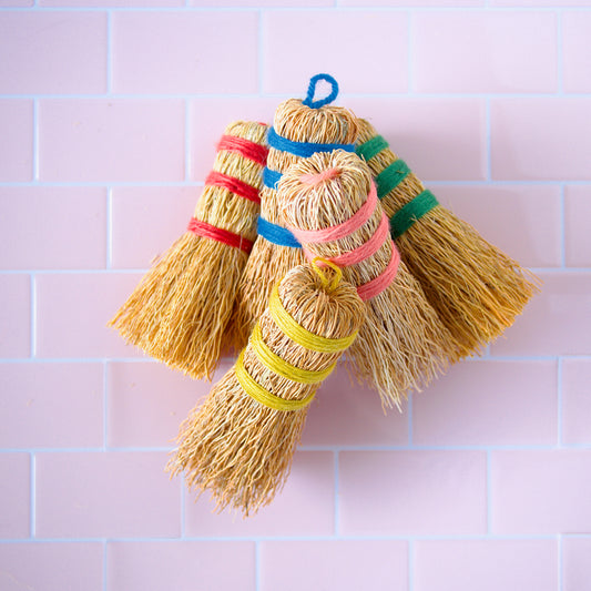 Escobetas de Raiz - Zero Waste Root Dish Scrubbers in Fun Colors