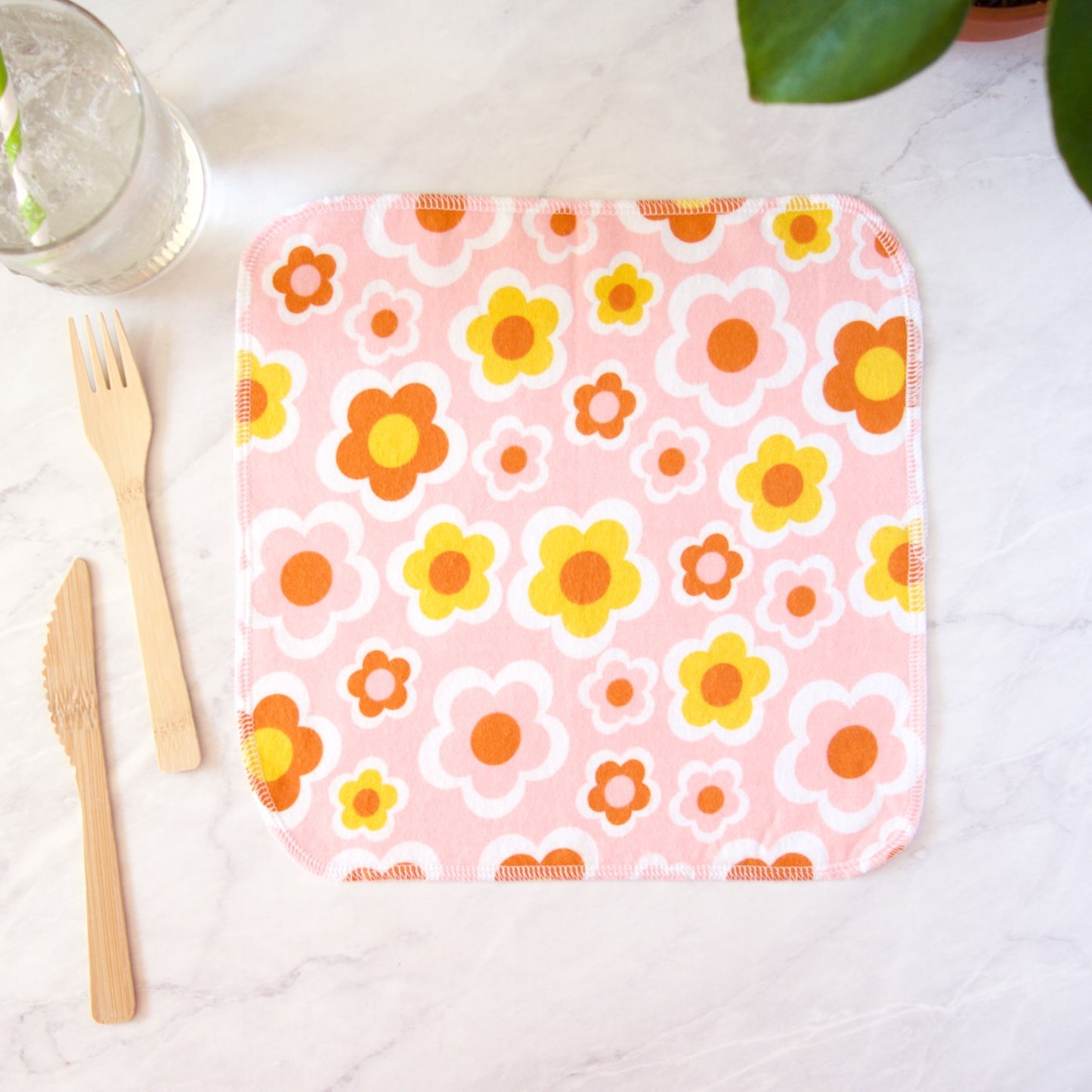 Reusable Napkins in Pink Daisies, Set of 6